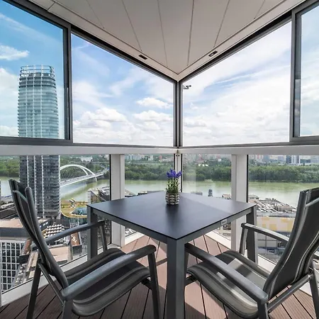 Panorama Escape 26th Floor - Castle & Views 아파트 *